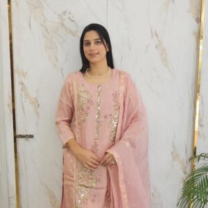 Premium shimmer tissue suit. Item Code: Pink – 10300G /White – 9300G