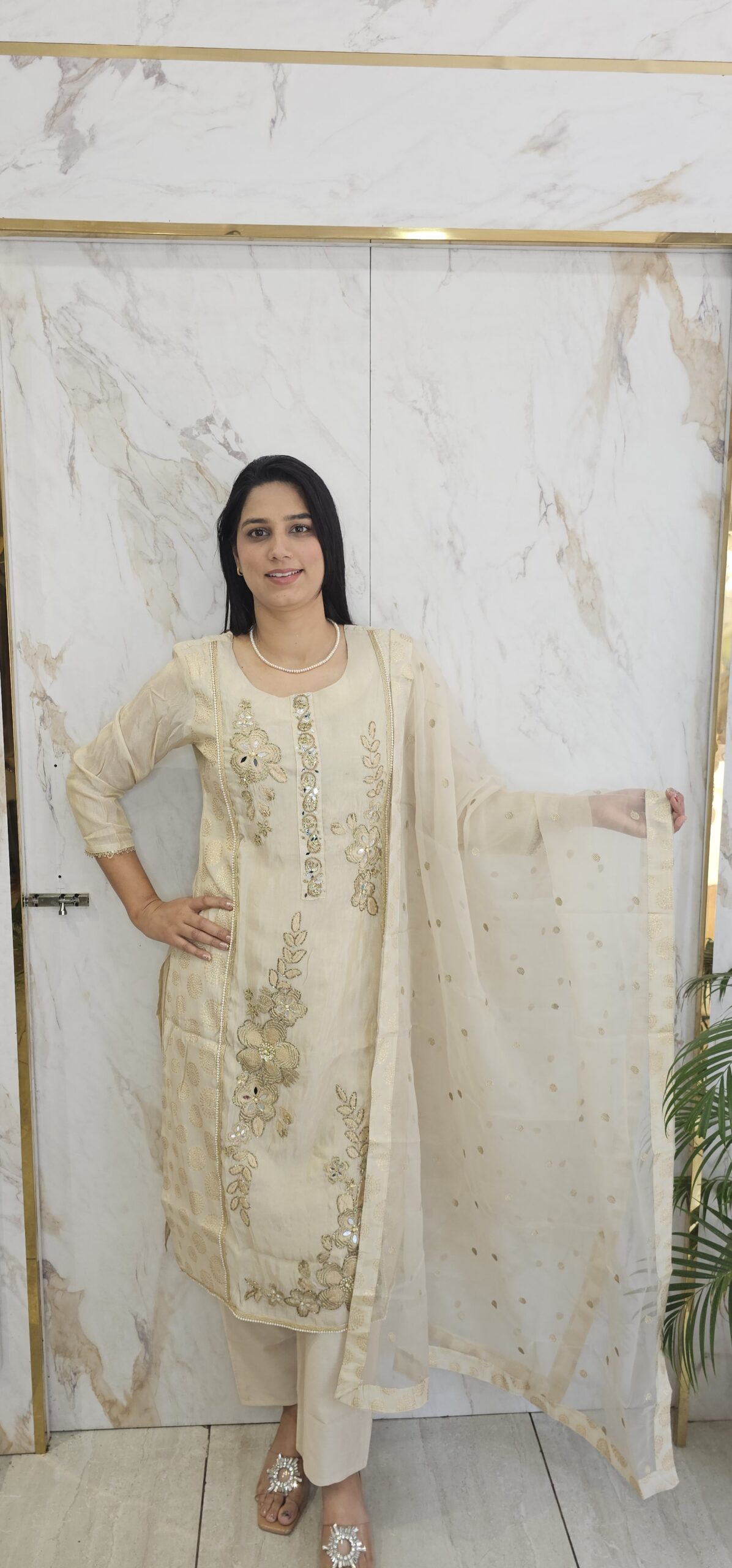 semi formal suit item code : 9300 GB