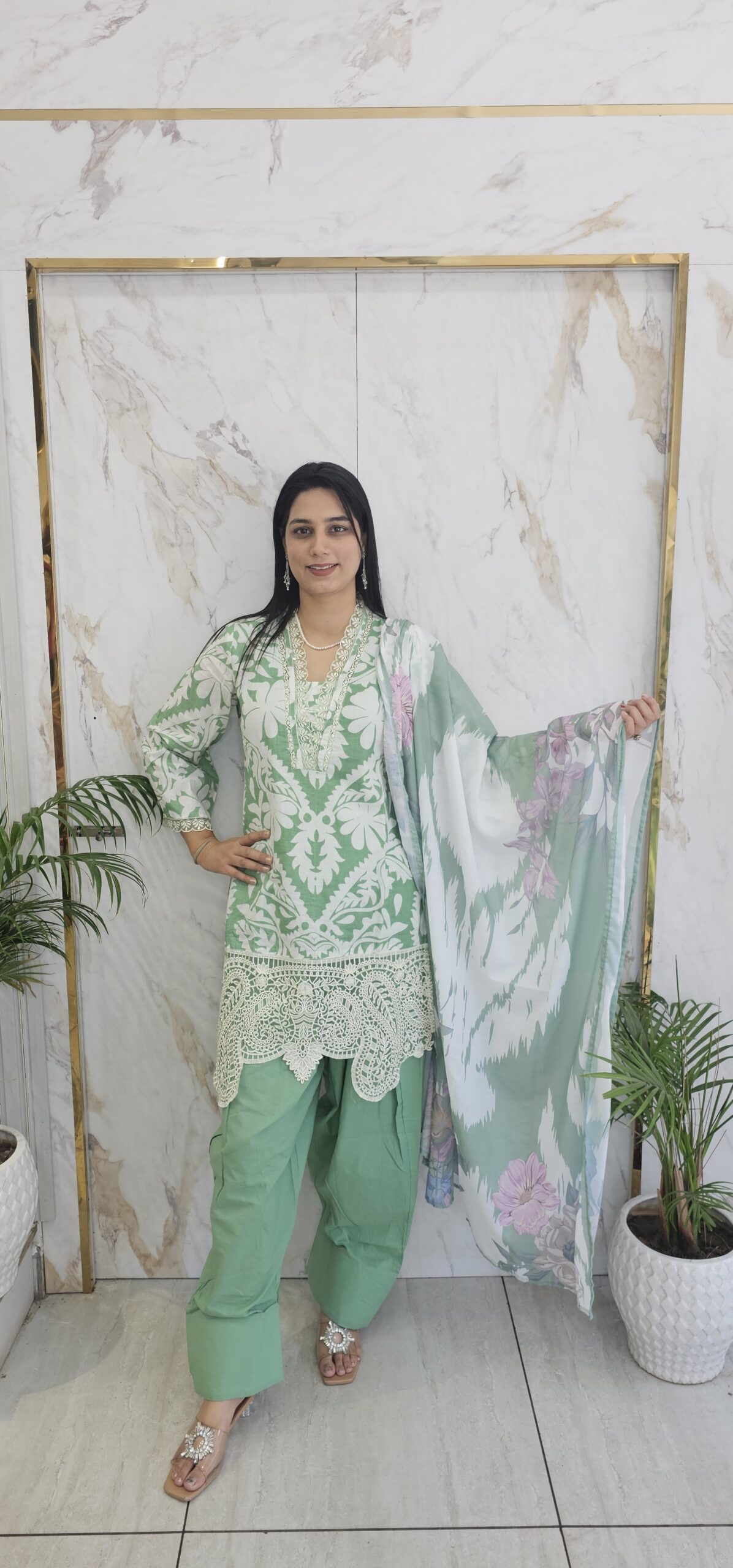 Farshi Suit item code : 11275 GB - Image 5