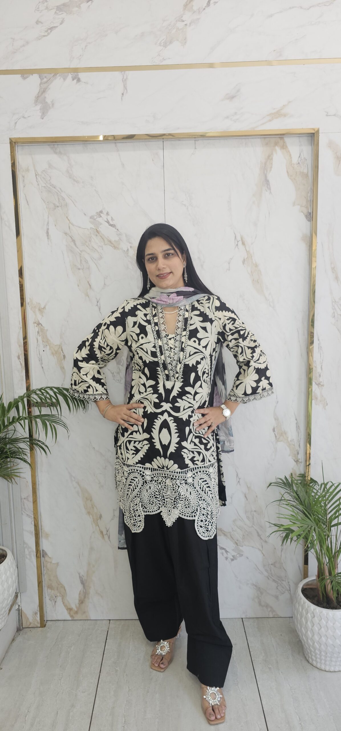Farshi Suit item code : 11275 GB - Image 2