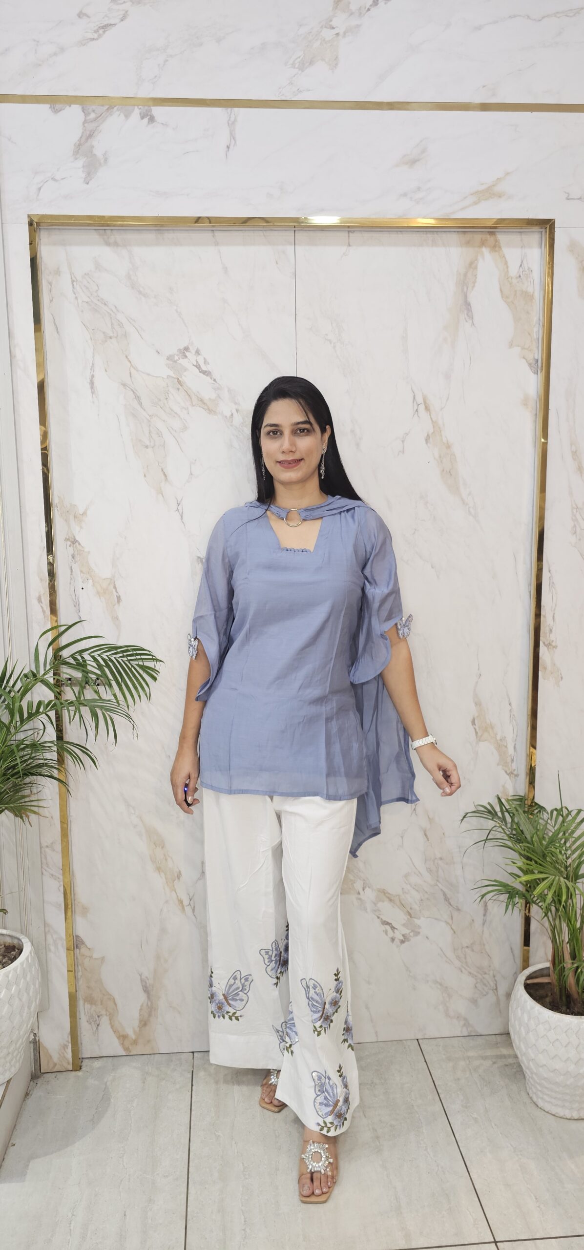Timeless Farshi Suits Item code : 2291